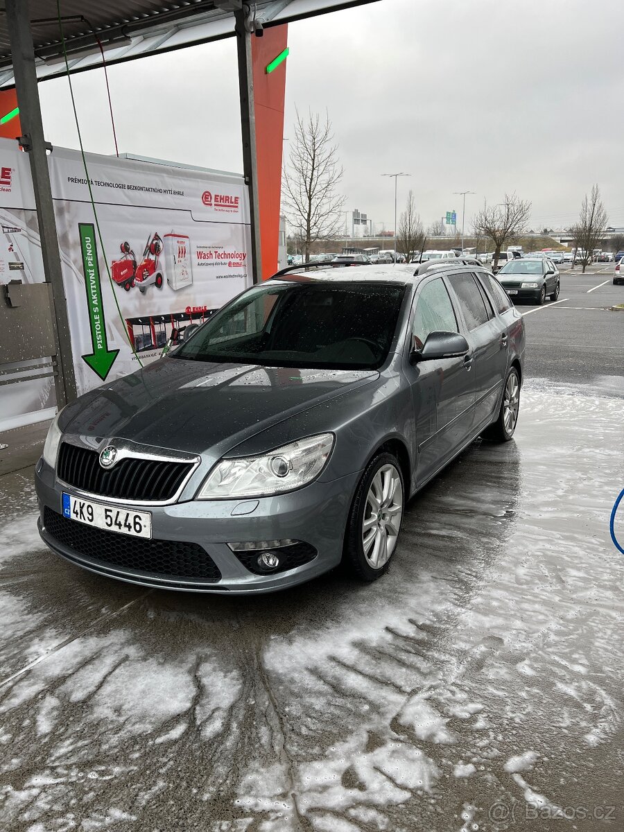 Octavia 2 combi 2012 rs 2.0 tdi + 6° automatická převodovka