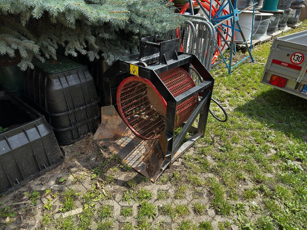 třídící - katrovací - prosévací lžíce na mini bagr