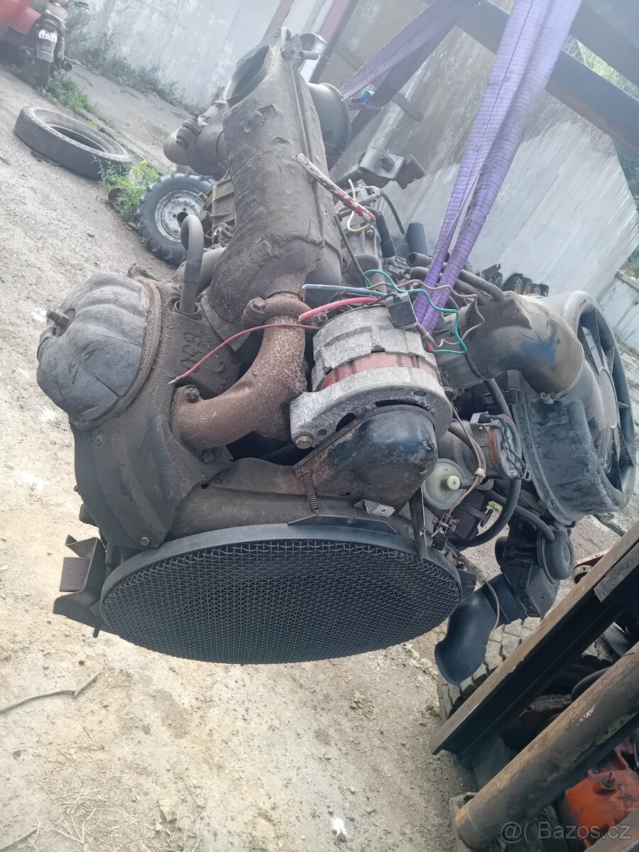 Motor citroen 2cv 400 kachna