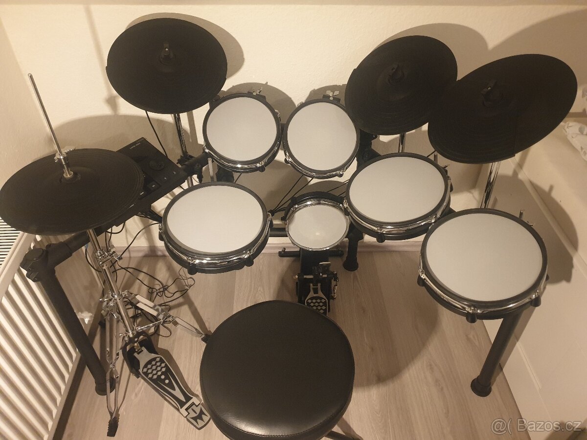 Elektronické bicí Millenium MPS 850