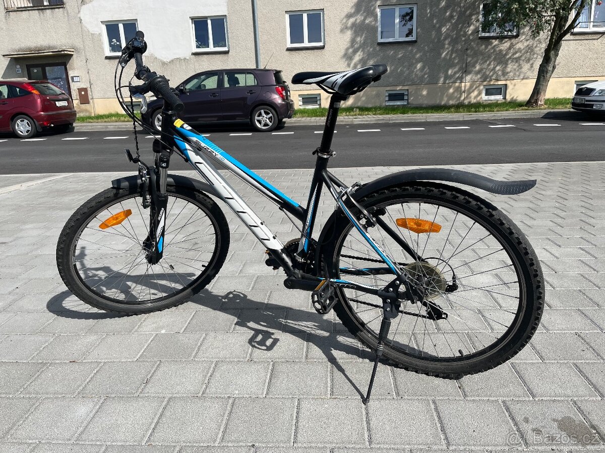 Trekové kolo značky CTM