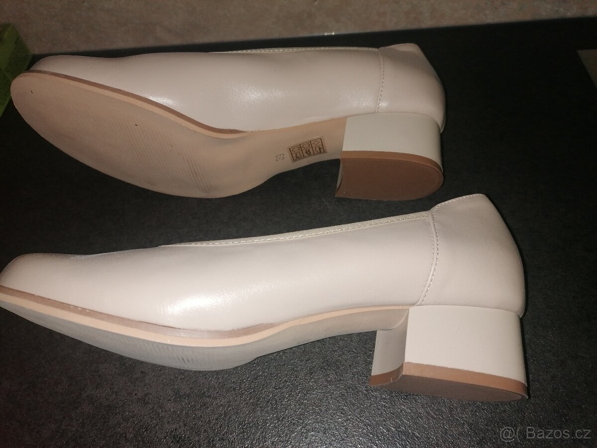 Prodám úplně nové barefoot lodičky