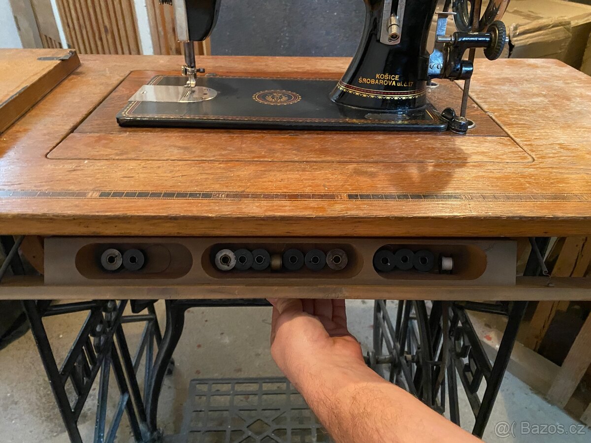 Prodám retro šicí stroj