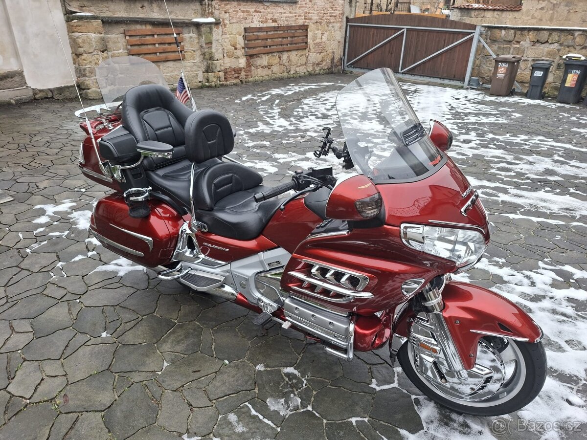 Honda GL 1800 GoldWing, r.v. 2008, původ CZ, nehavarované