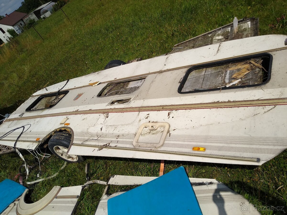 Prodám stěny do karavanu tabbert