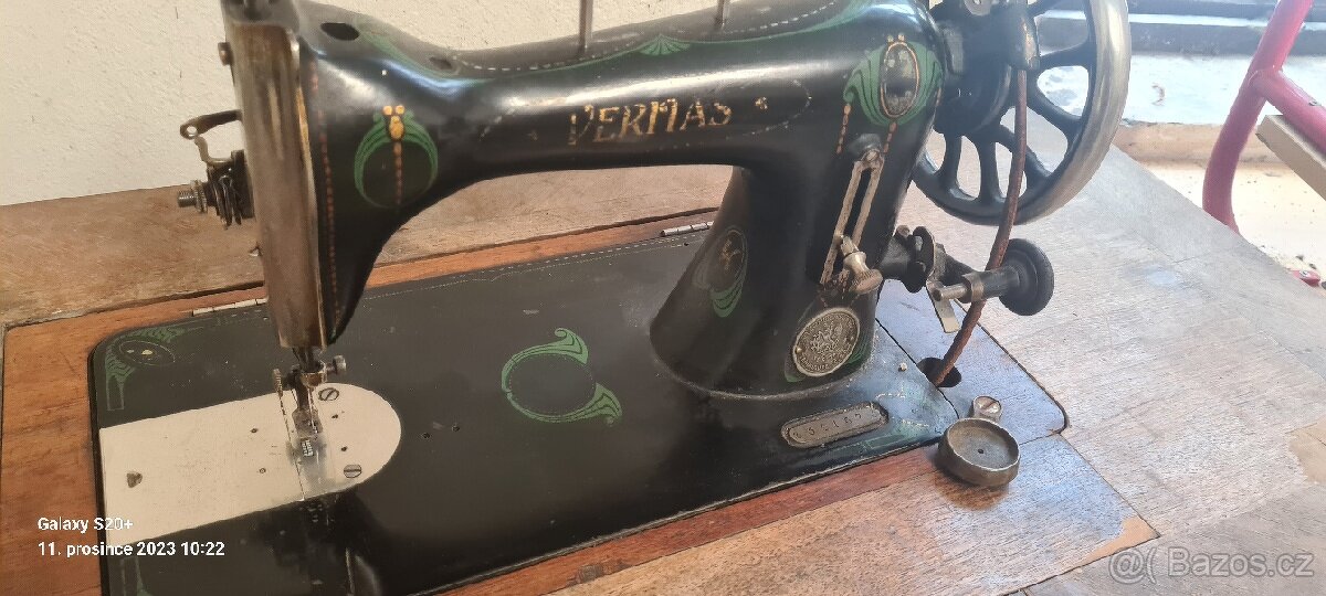 Šicí stroje Veritas,Junkers&Ruh,Lada