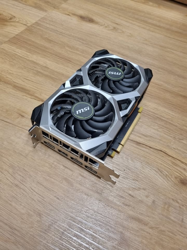 Grafická karta GTX 1660 SUPER