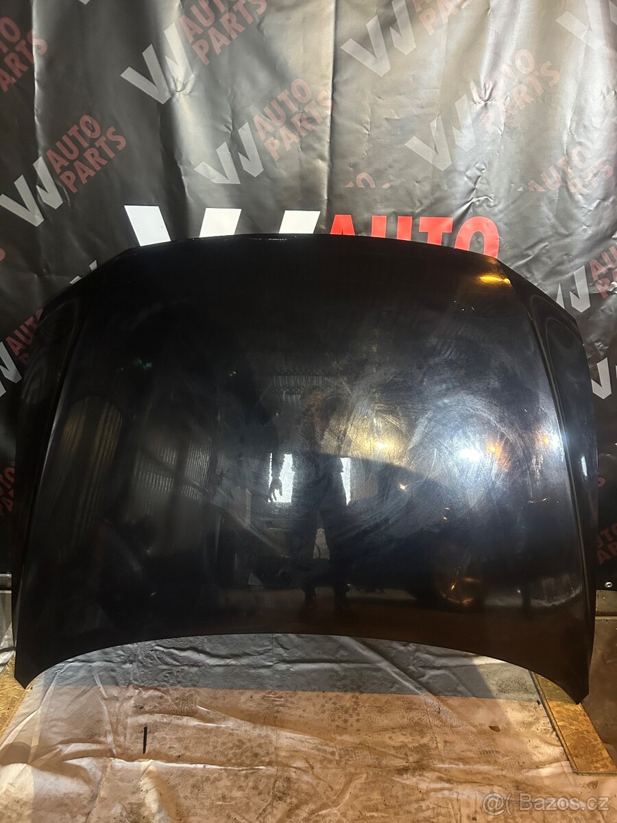 Kapota VW Passat B8