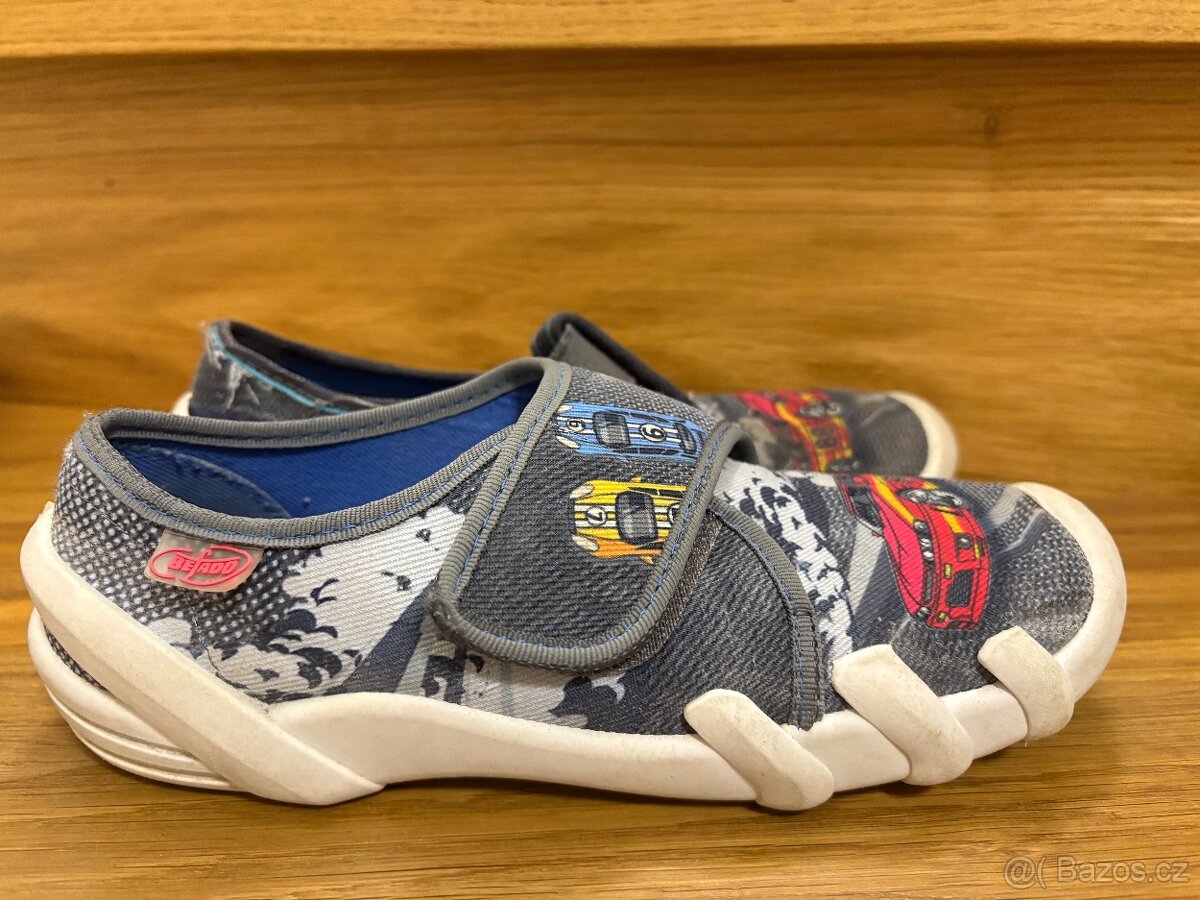 Prodám dětské tenisky/bačkůrky - velikost 34