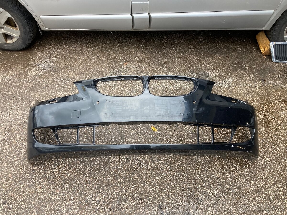 Přední nárazník BMW E60/E61 PDC 7178696-13