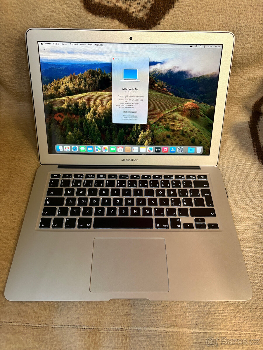 Prodám Apple Macbook Air 2015