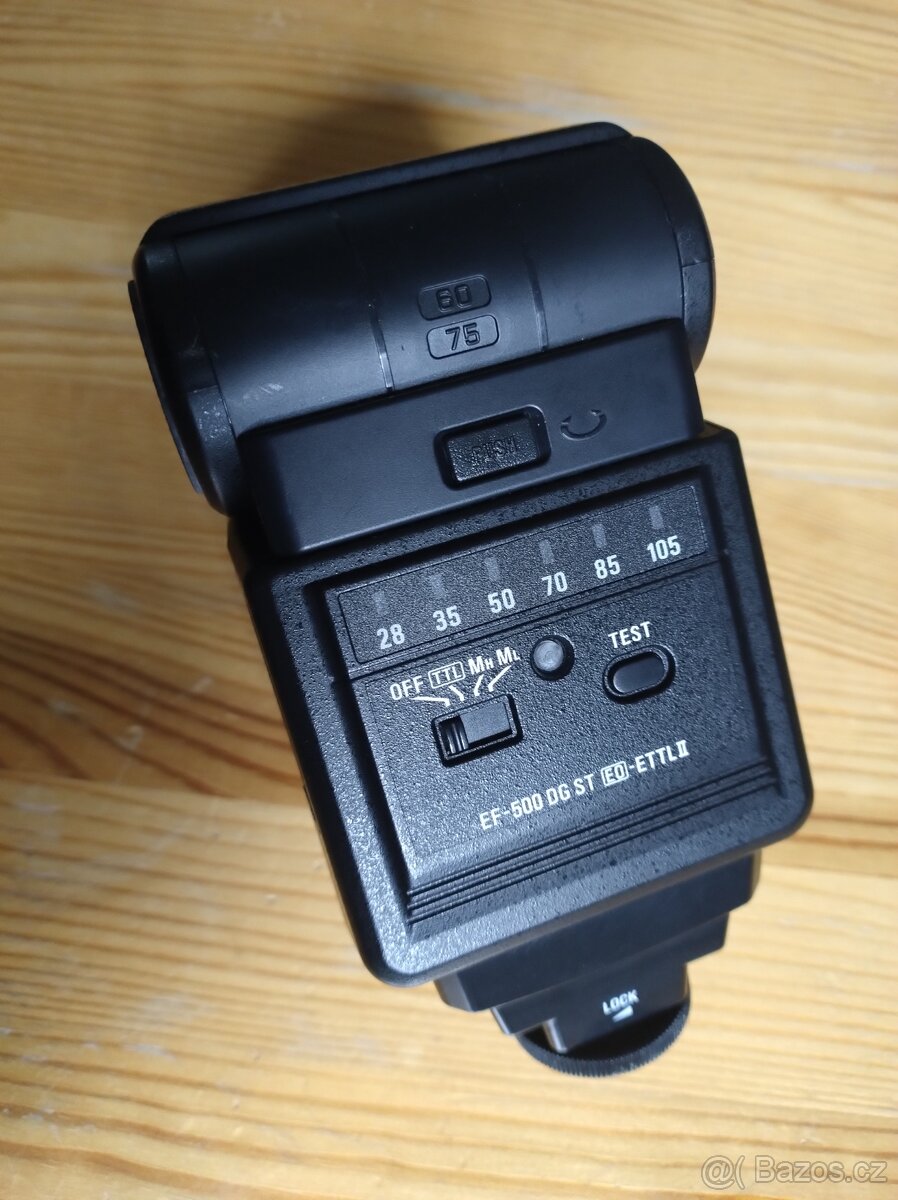 Fotoblesk Sigma EF-500 DG ST na Canon
