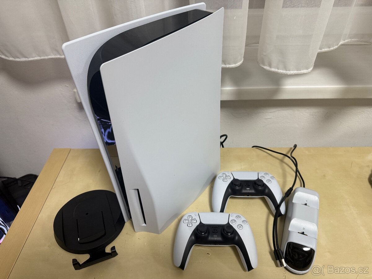 SONY Playstation 5 (s mechanikou)