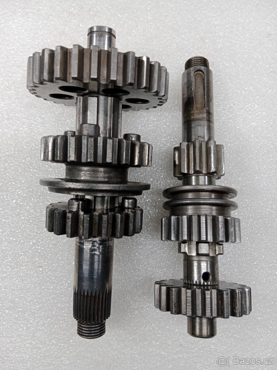 ČZ 125 150 C 351 352 PŘEVODOVKA ORIGINÁL