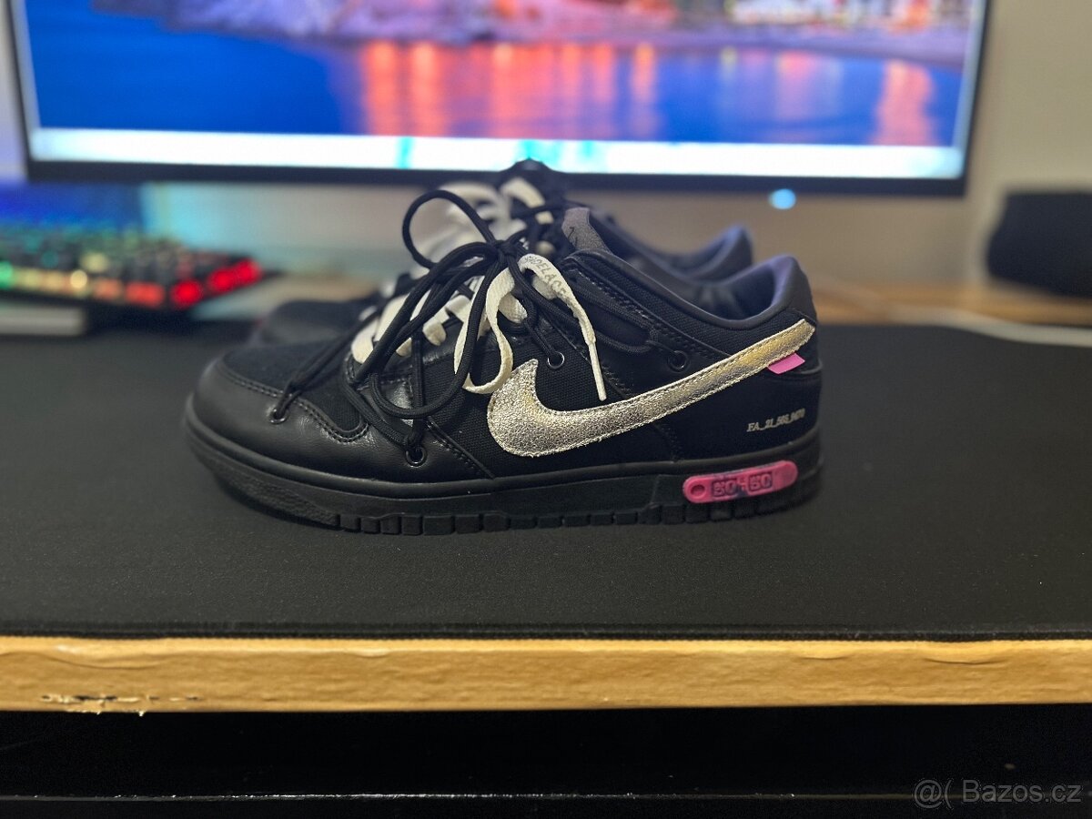 Nike Dunk Low Lot 50 40,5 VELIKOST