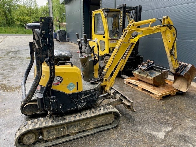 Minirýpadlo YANMAR VIO10