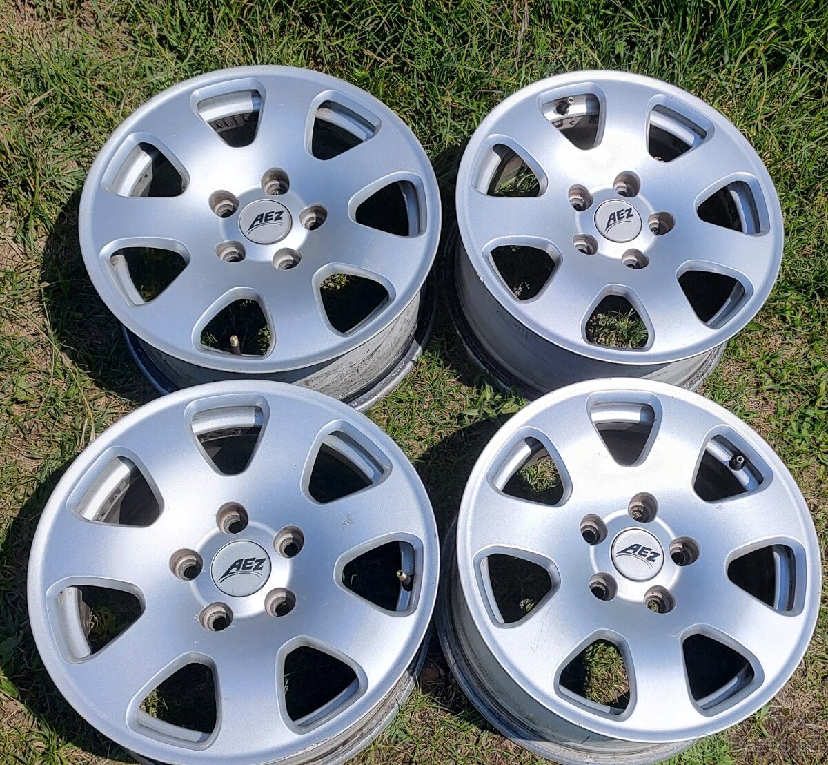 Alu kola 5x112 R15 Audi