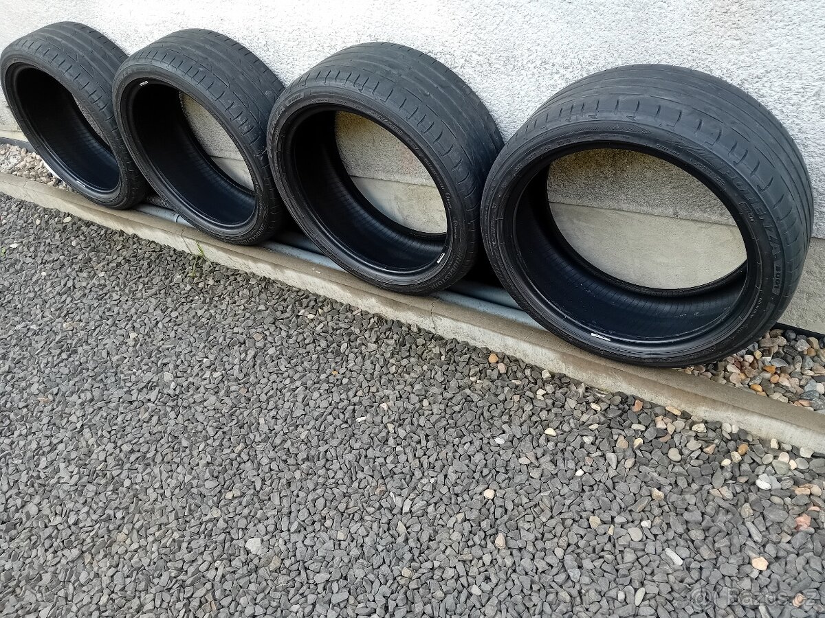 Letní pneu Bridgestone 225/40 r18