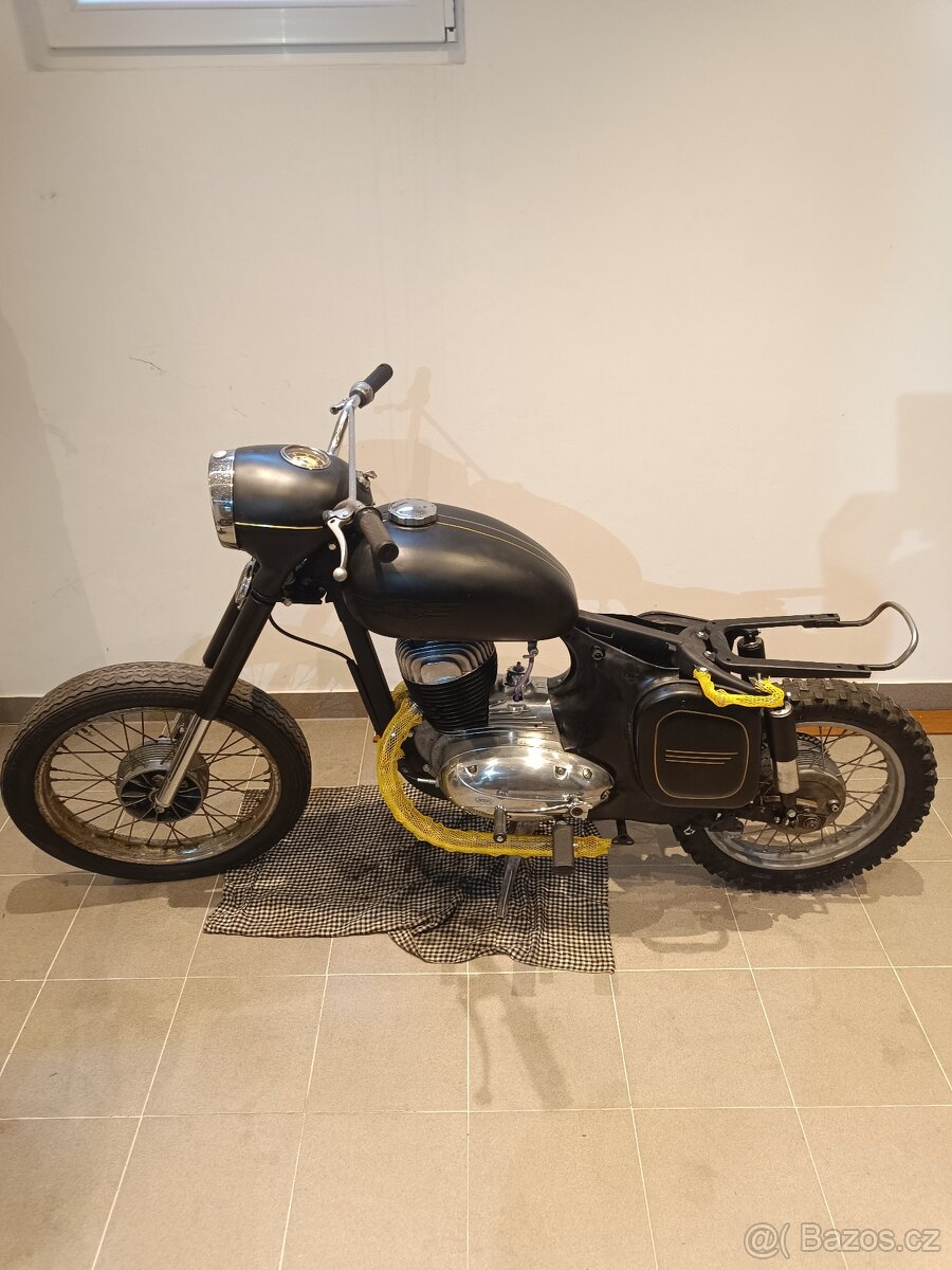 Jawa 250