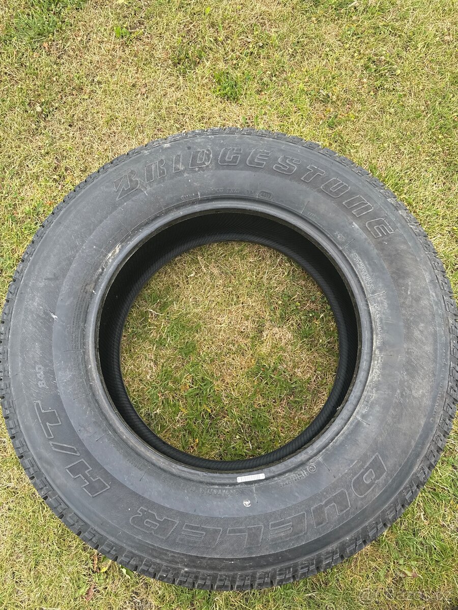 1 ks nové pneu z rezervy 255/70R18 113S
