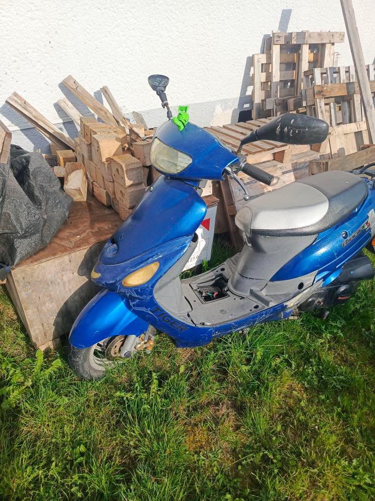 Prodám skútr 50ccm