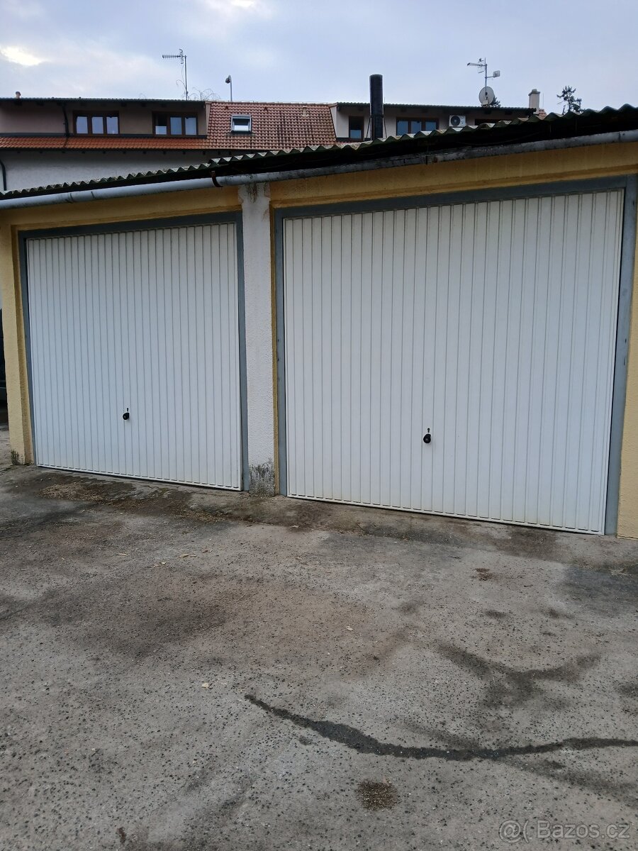 Garážové vrata