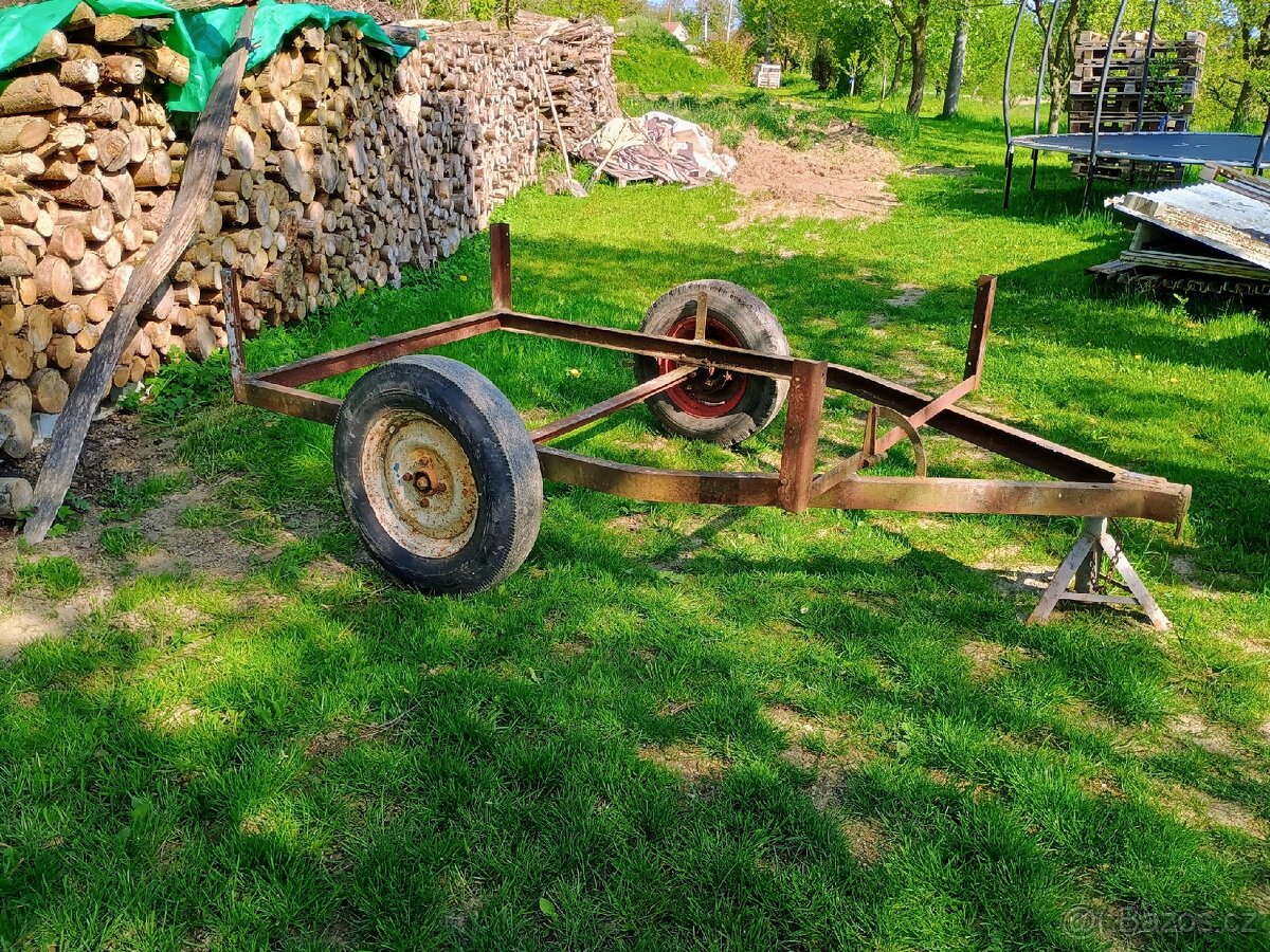 Vozík, vlek, vlečka za traktor, pf62
