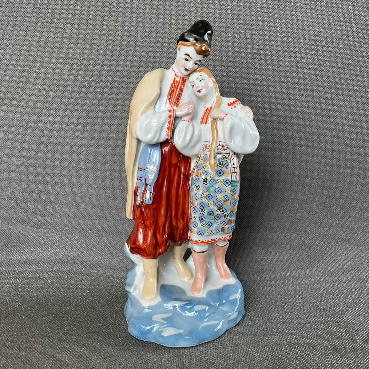 Porcelánová soška Květnová noc 27 cm, Polonne