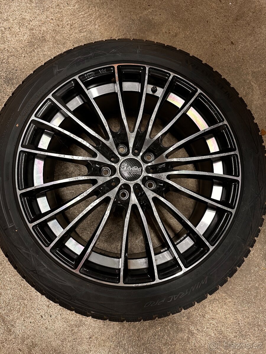 Zimni pneu+disky 5x130 r20