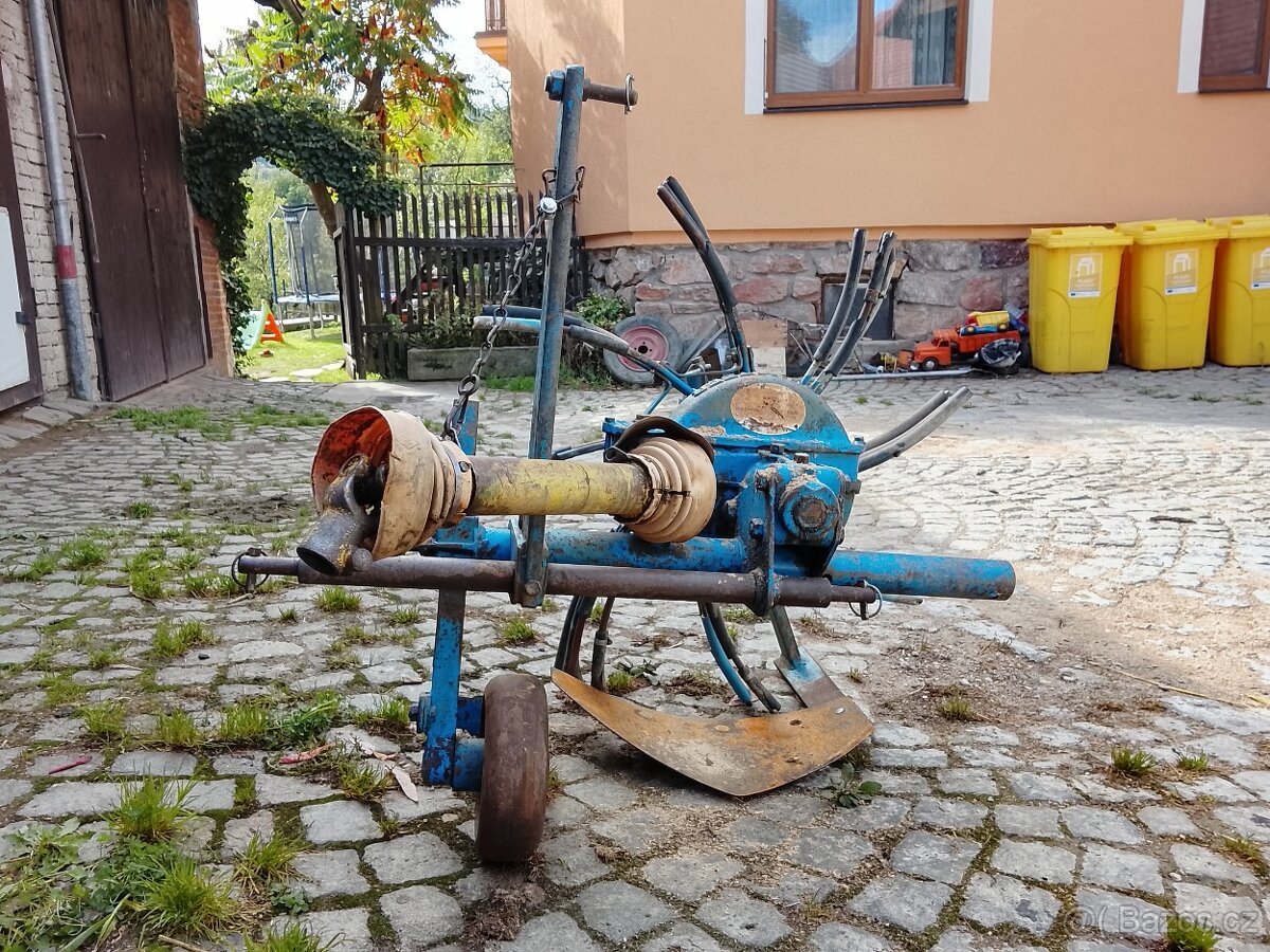 Vyoravač brambor