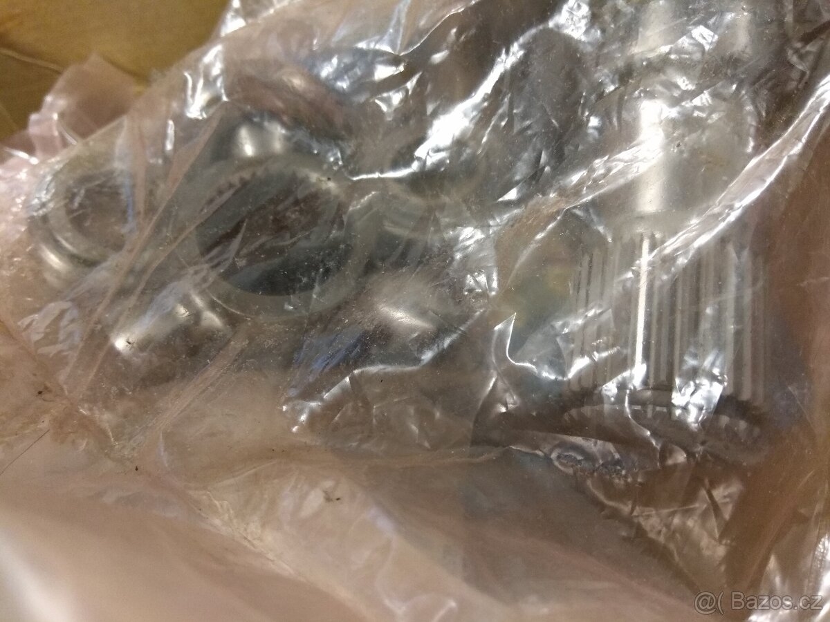 Honda Accord 2004 ctdi: vnitřní klouby poloos, originál