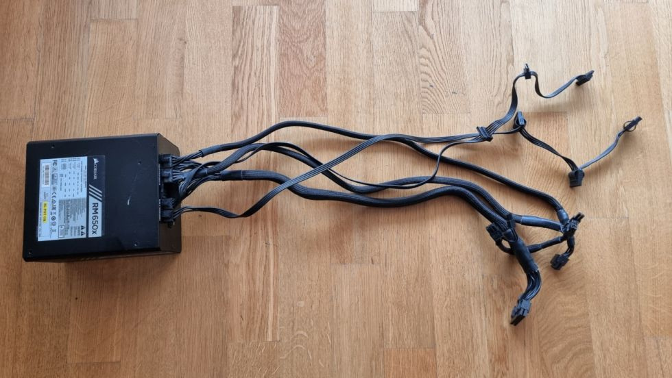 Zdroj Corsair RM650x Gold 650W