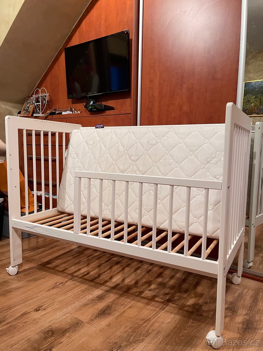 Dětská postýlka