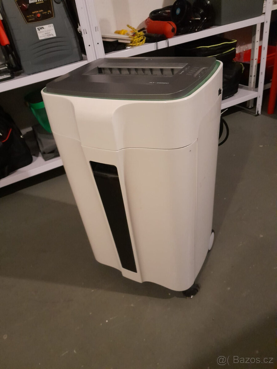 Prodám skartovací stroj AT-66MC