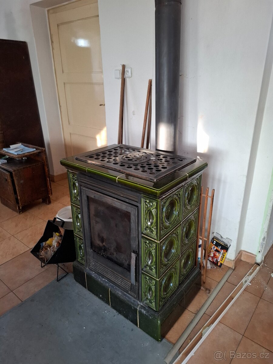 Kachlová kamna