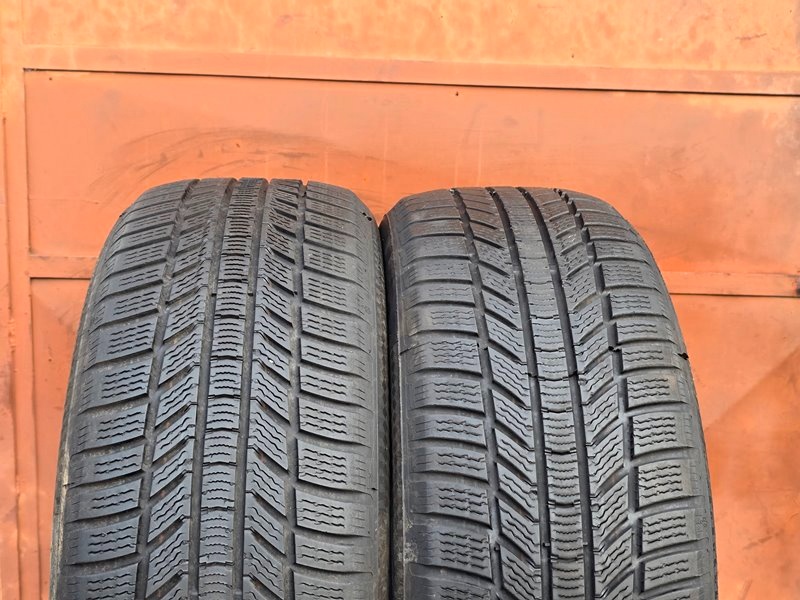 Zimní Continental 215/55/17 XL