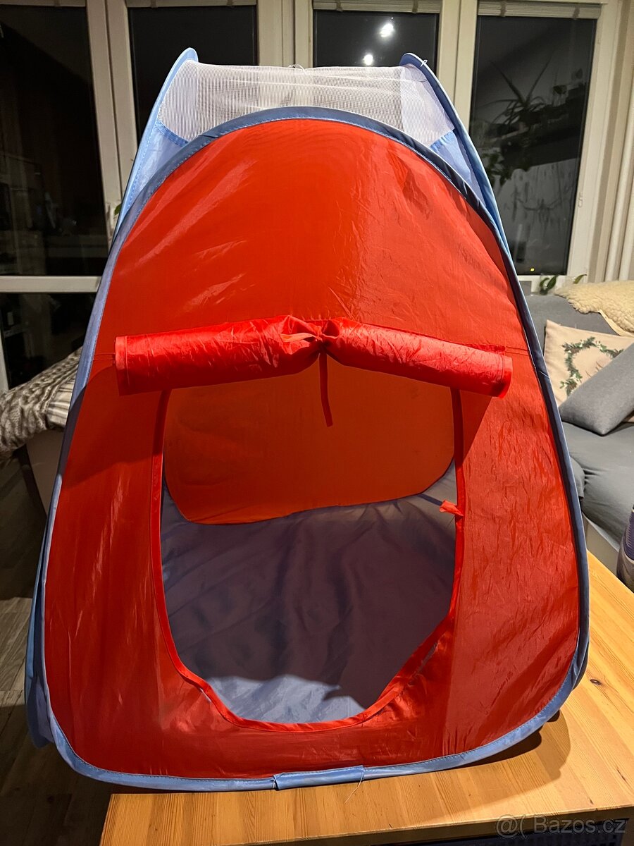 Dětský stan Blesk McQueen