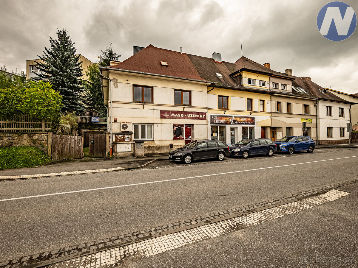 Prodej rodinného domu s řeznictvím, 190 m2, pozemek 596 m2, 