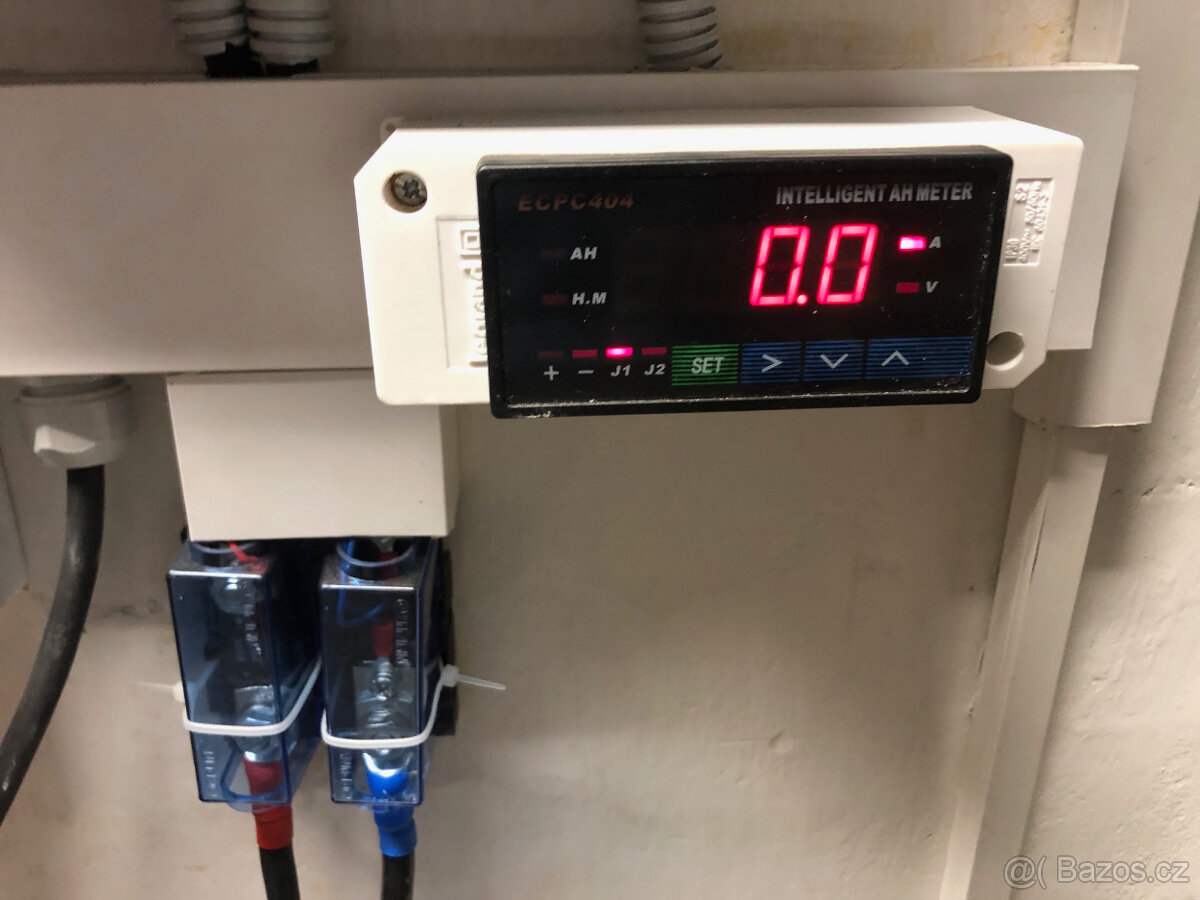 programovatelné relé HB404