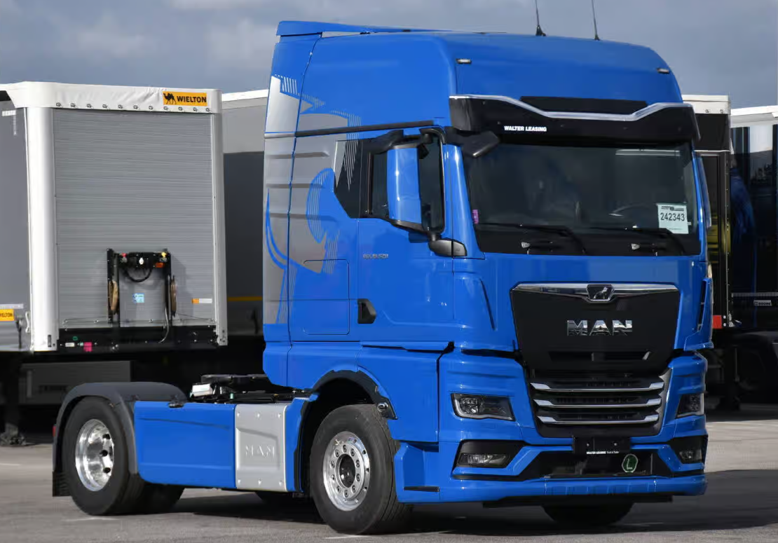 MAN Tahač návěsu TGX 18.520 4X2 BL SA