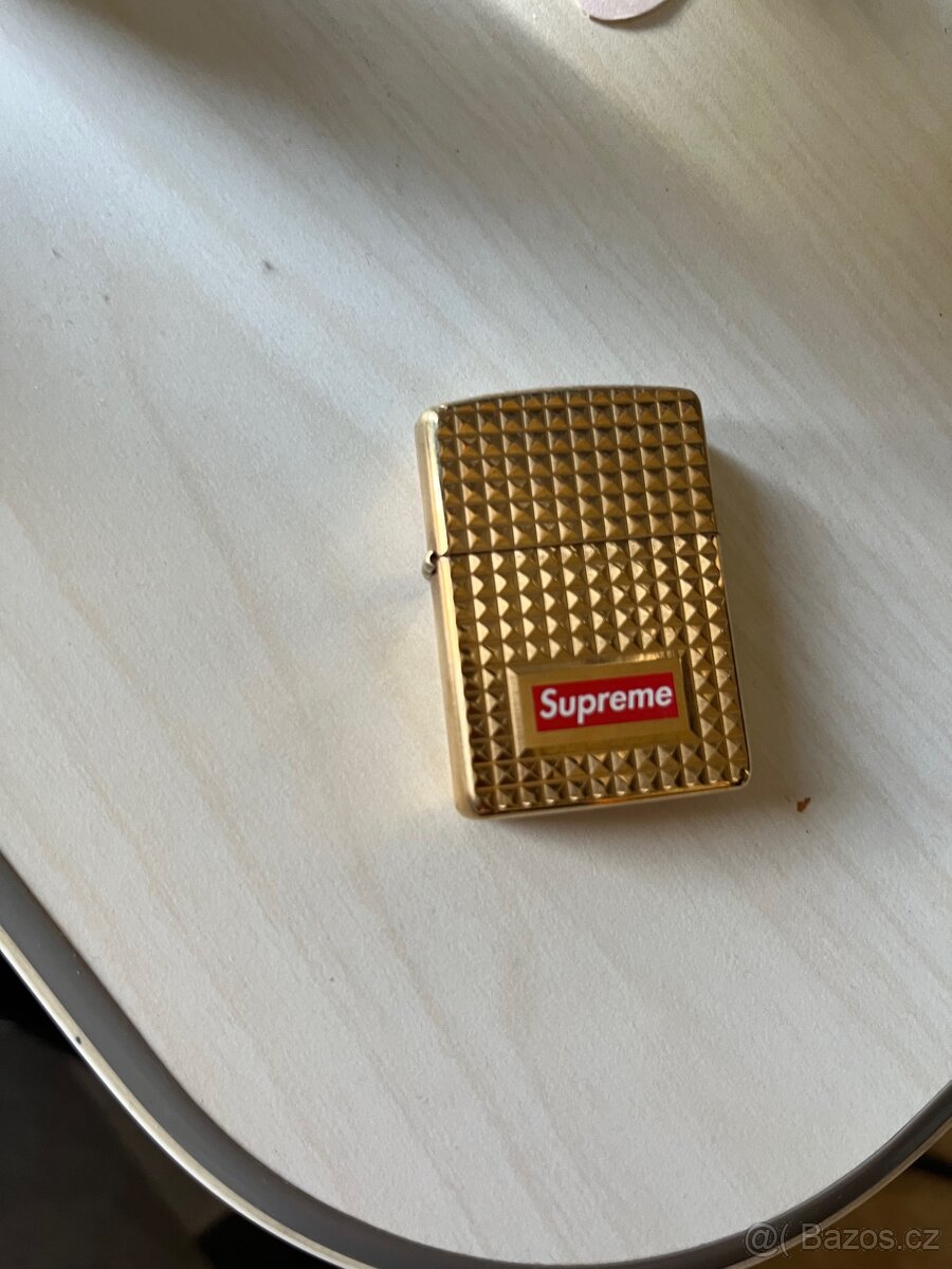 Zippo koupím