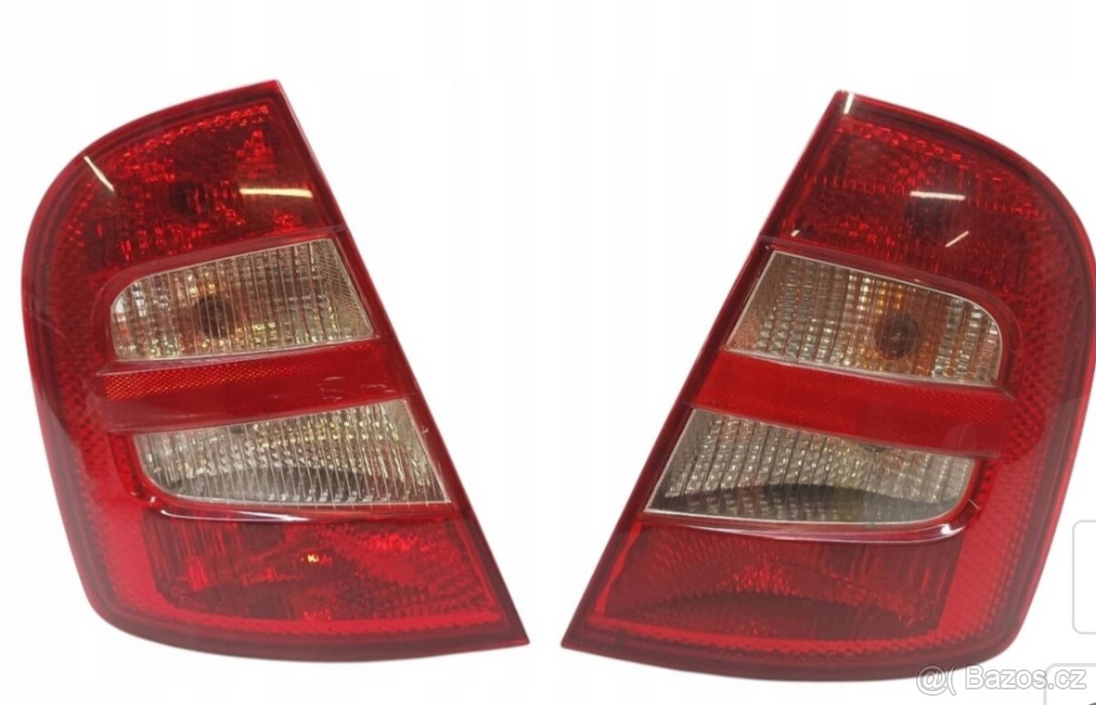 Škoda fabia zadní světla sedan
