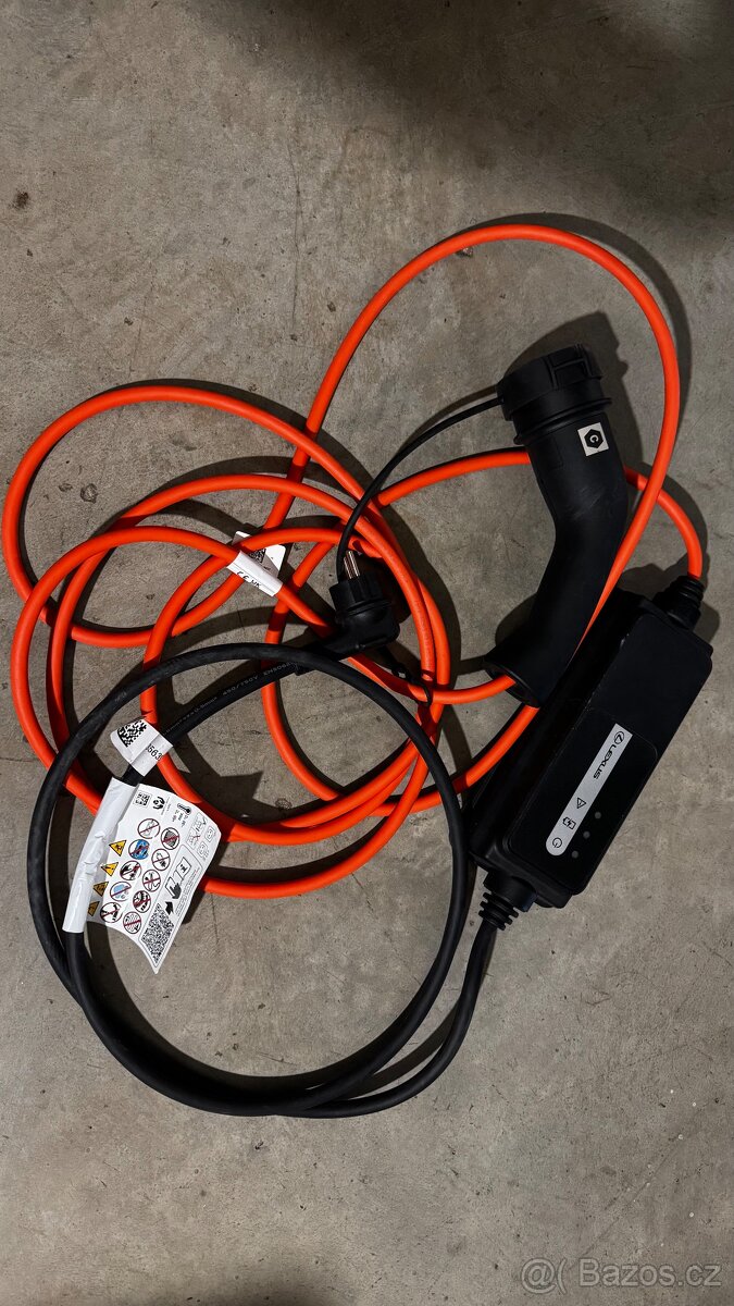 Nabíjecí kabel typ 2 pro 220v na elektro a plug in Lexus