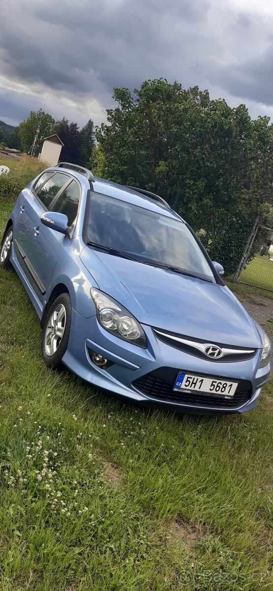 Hyundai i30 cw (combi) 1.4 80 kW, rok výroby 2012