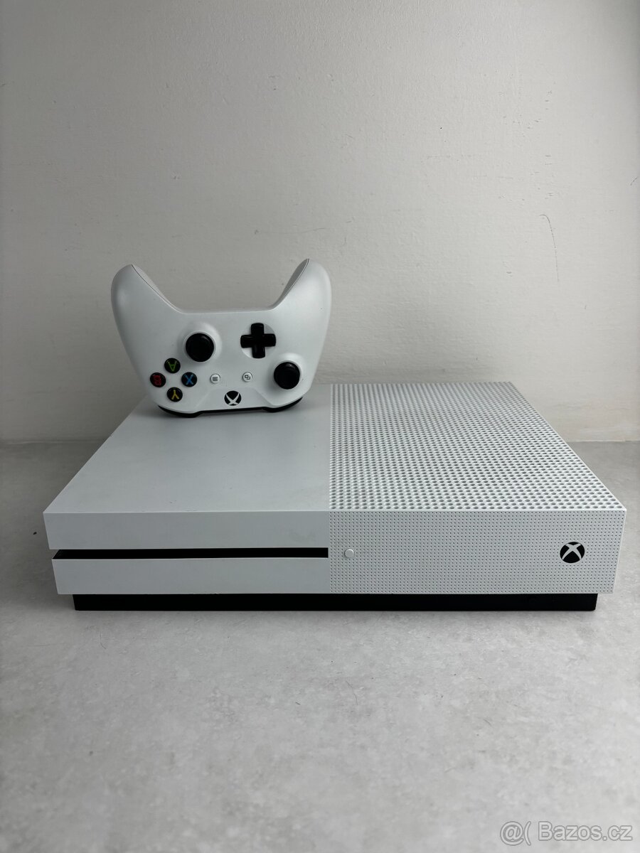 XBOX ONE S 1TB