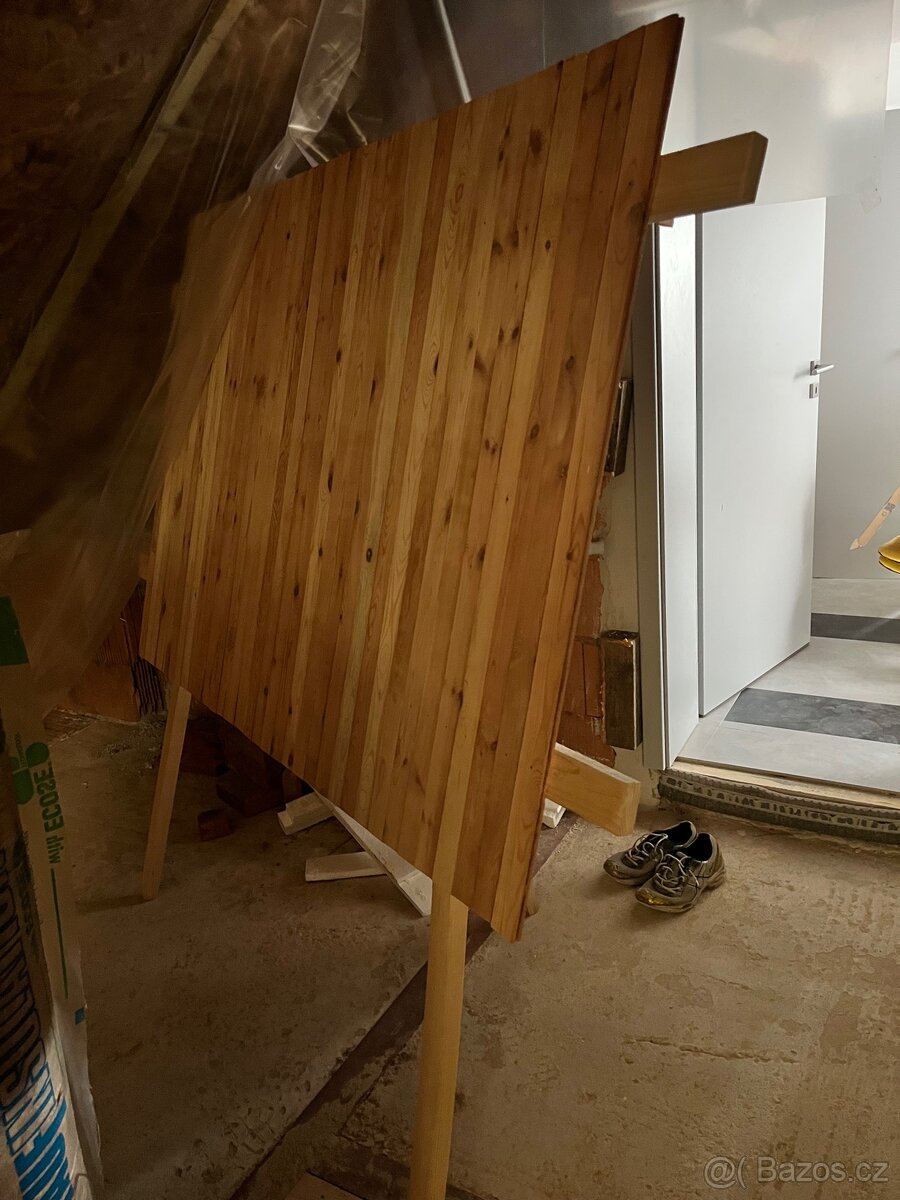 tablo na oslavy-svatby-hoblovaný modřín palubky
