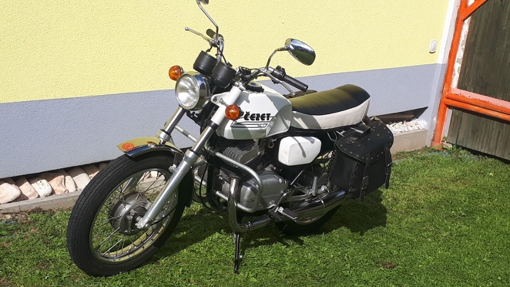 ČZ 350 472.4