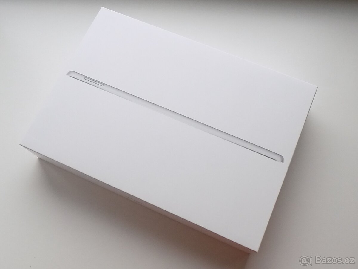 Apple iPad 10,2" (2021) 64GB Wi-Fi Stříbrný - NEPOUŽITÝ
