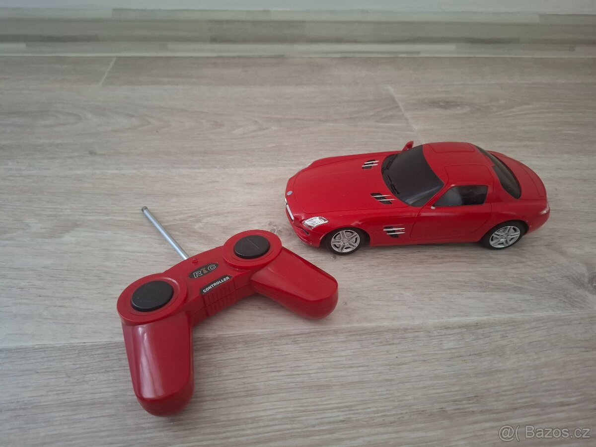 Auto na dálkové ovládání