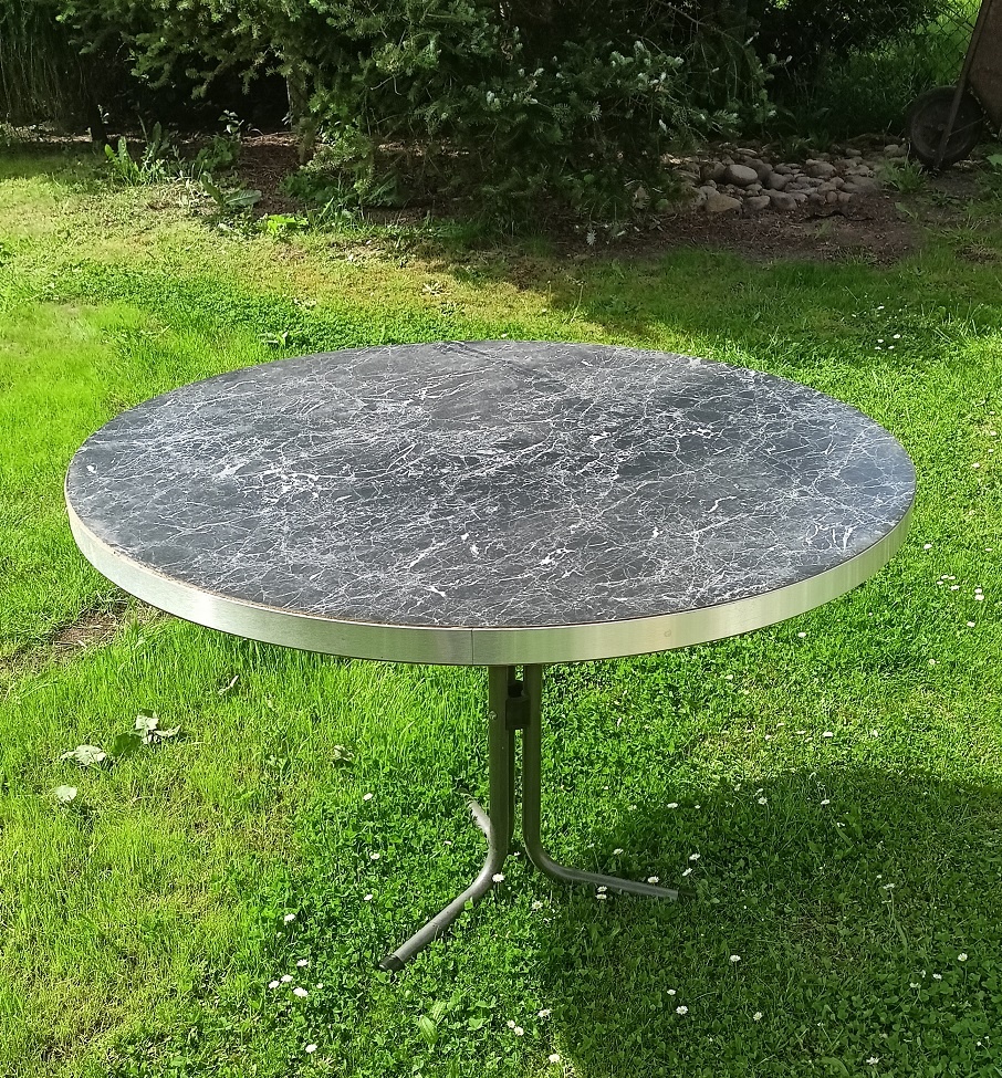 Stolová deska kulatá